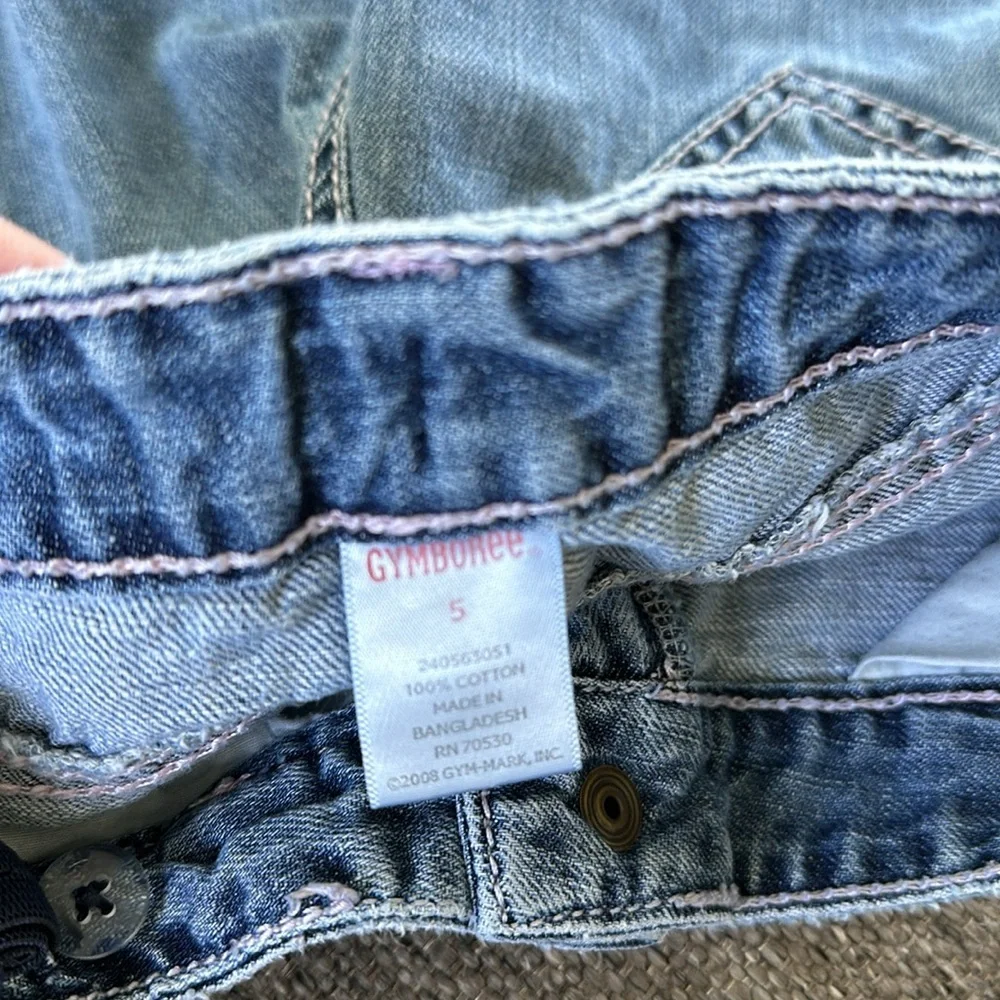 Gymboree Girls Size 5 Blue Denim Heart Pockets Bermuda Shorts Raw